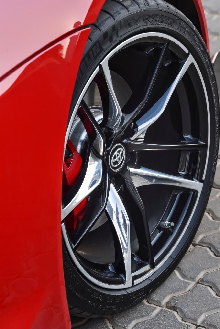 Колеса Toyota GR Supra (A90) 2019 года  (ZA) (фото 32 из 40)